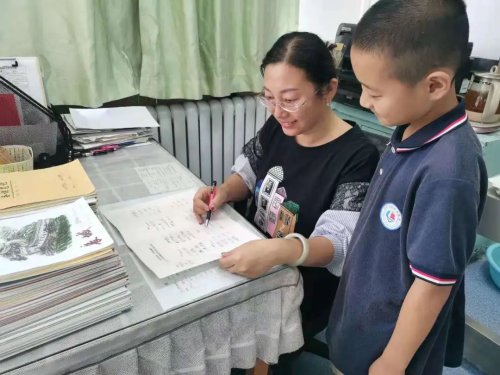 辽河油田幸福小学五年三班,辽河油田幸福小学一年三班
