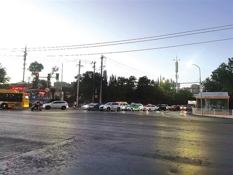 兰州交通大家谈城区疏堵交警支招了