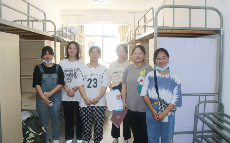 山高路远幸识君淮南师范学院迎来首批*藏西**学生