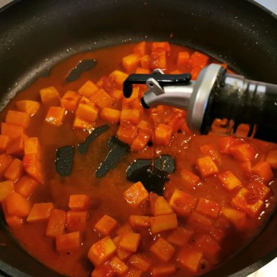 番茄茄汁虾仁,茄汁金针菇虾仁汤的做法大全