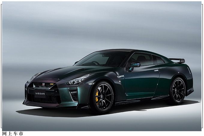 日产新款gt-r实车曝光,日产新款gt-r发布