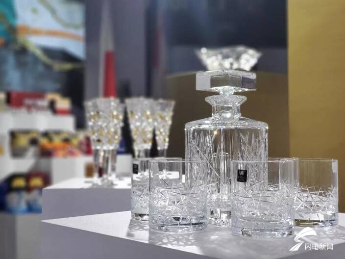 “好吃、好用、好玩”第二届中国文旅博览会奏起“一带一路”文化交融乐章