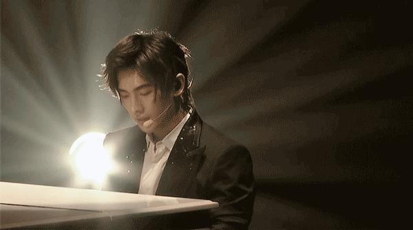 陈伟霆杨洋谁更帅,杨洋陈伟霆电影片段