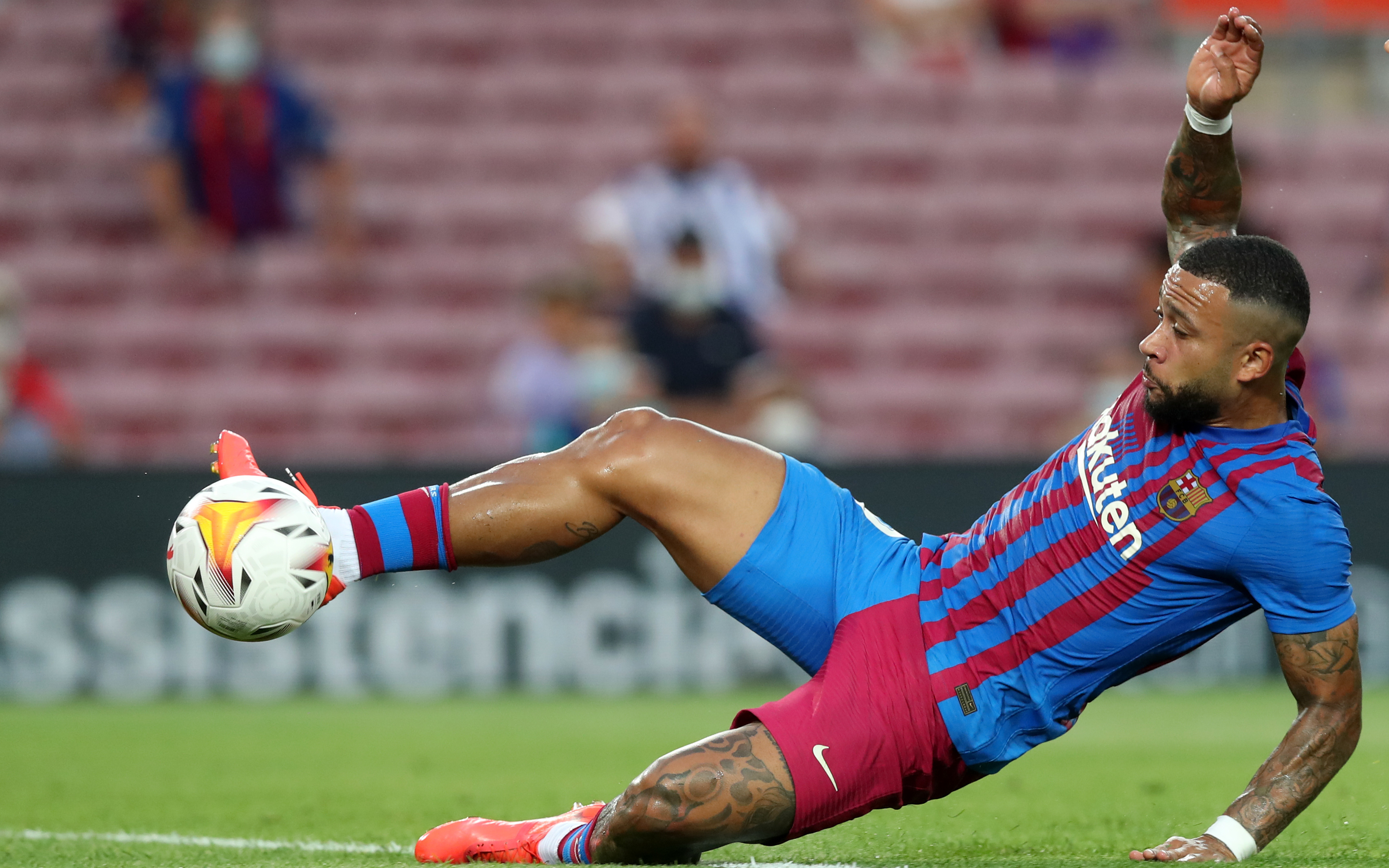 德佩对巴萨的评价,德佩谈不敌阿根廷队