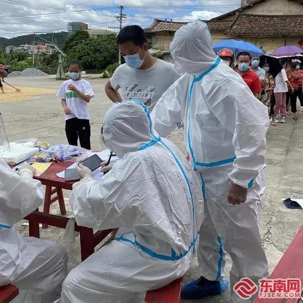 莆田市怀孕9个月护士,福建莆田志愿者抗疫