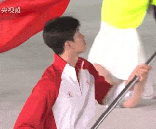 运动员穿的什么中国品牌,中国运动员穿的衣服品牌