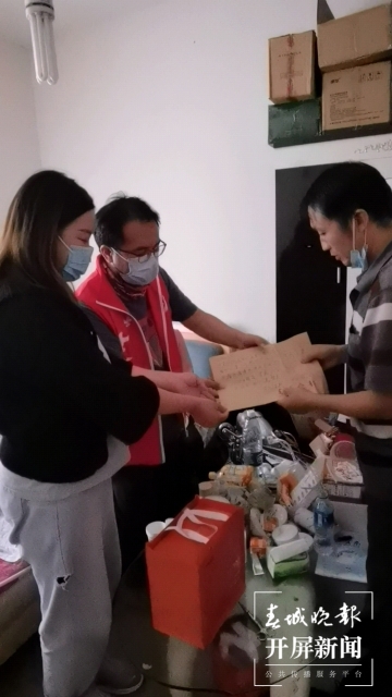 母女二人重度烧伤感动哭了,母女俩烧伤