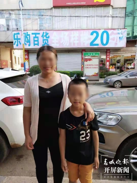 母女二人重度烧伤感动哭了,母女俩烧伤