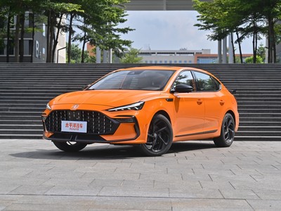 10万块钱有尾翼新车,10万左右有尾翼的车