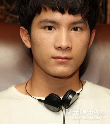 中国达人秀第二季卓君,卓君中国达人秀第一期第一支舞蹈