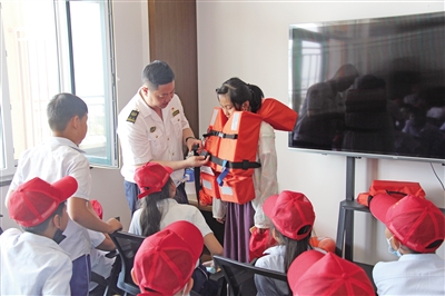 在志愿服务中诠释青春担当——呼伦贝尔市各级团组织扎实开展“我为群众办实事”实践活动