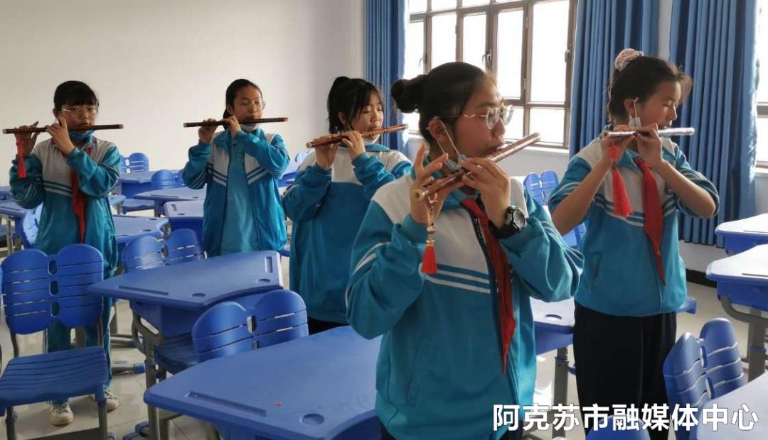 课后服务活动是免费的吗,课后服务上新课