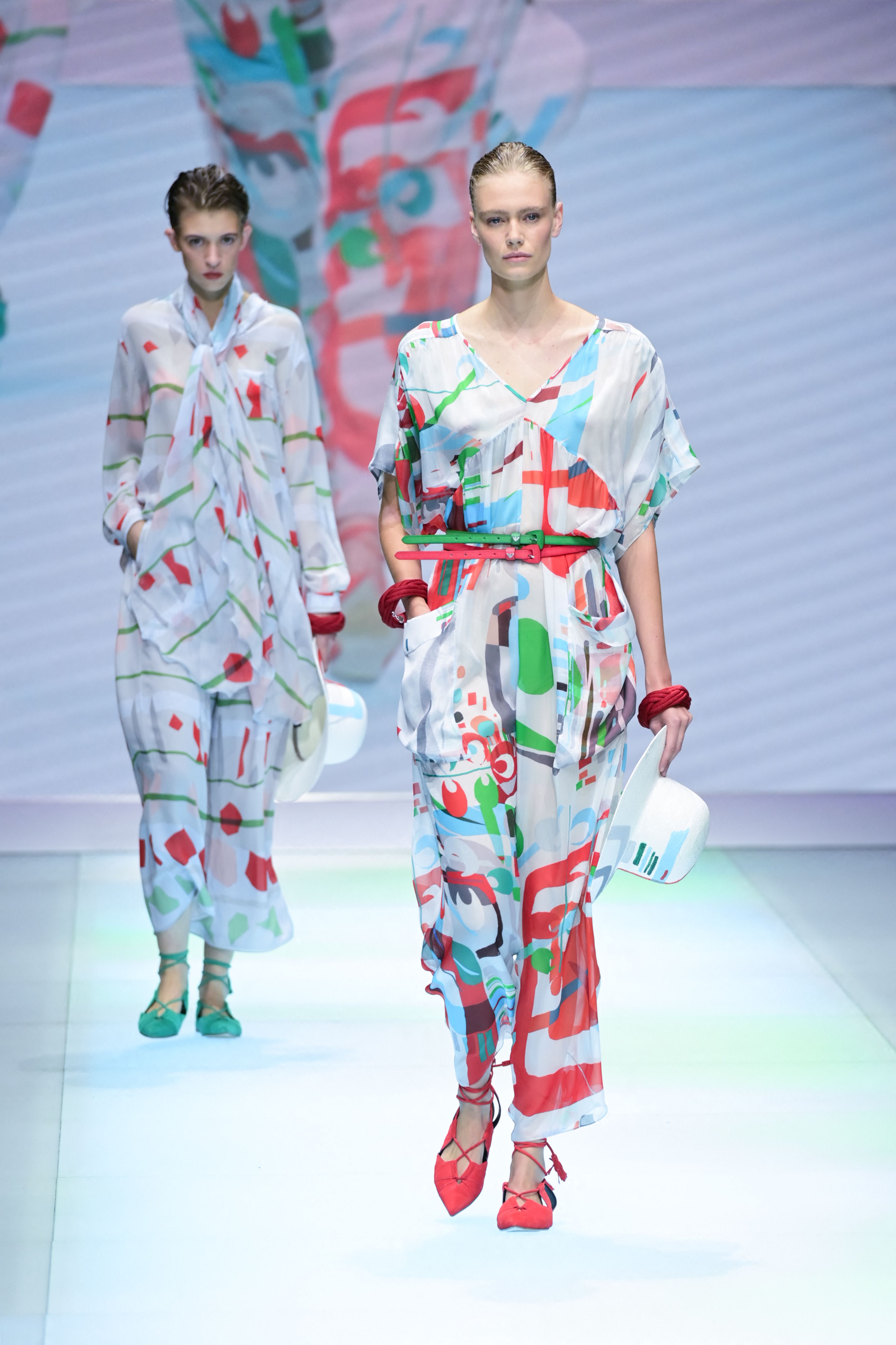 米兰时装周春夏,米兰时装周阿玛尼品牌时装秀