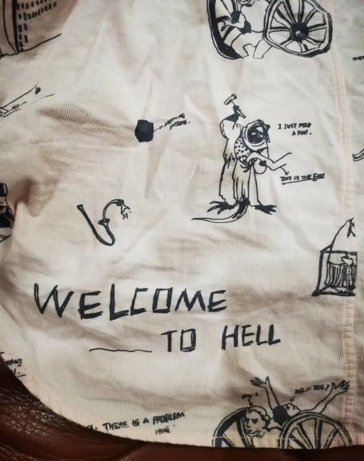 *力暴**、性暗示.....很多人在买的知名童装竟是这种画风!浙江宝妈怒了:设计师是怎么想的