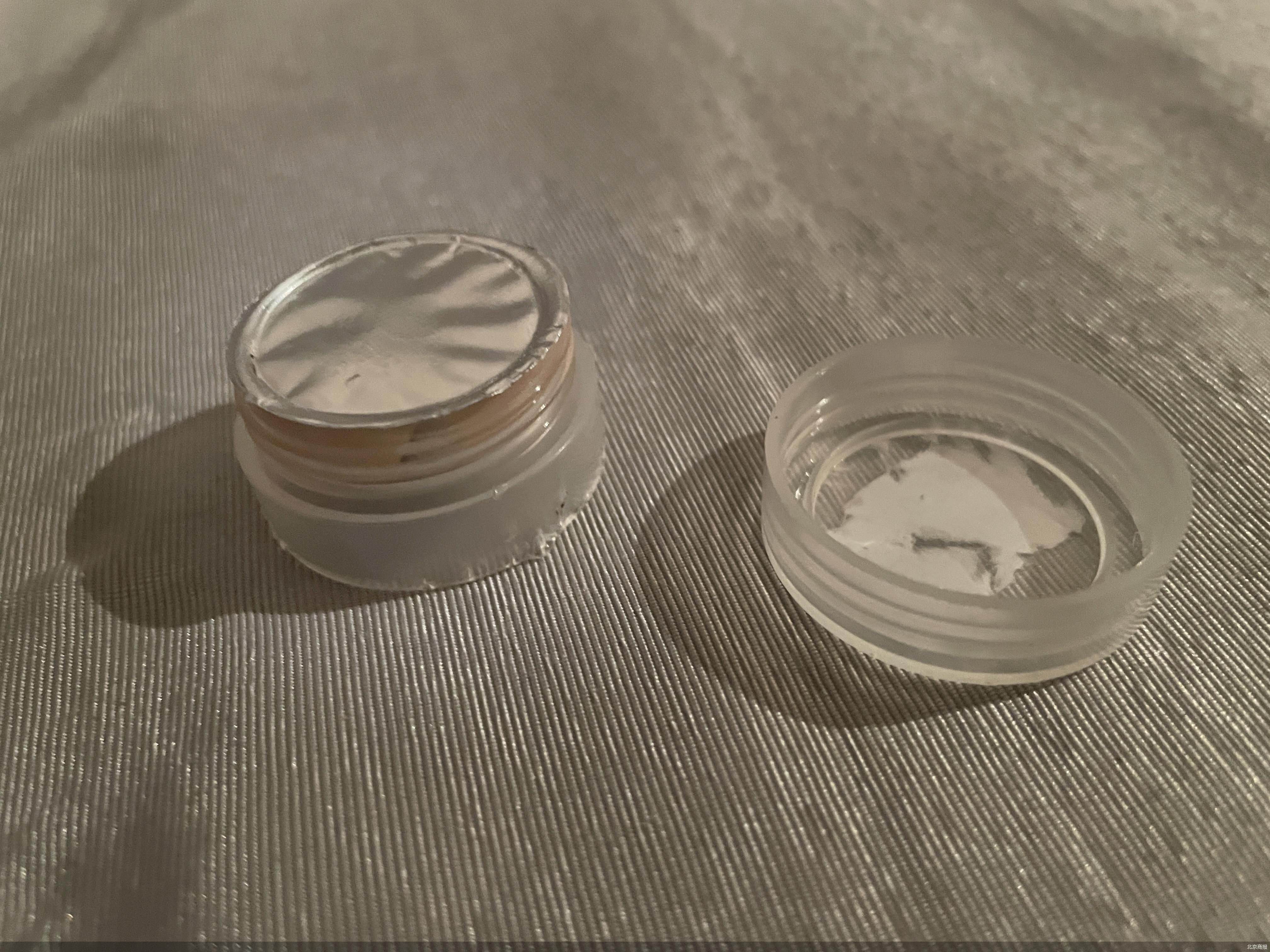 化妆品小作坊如何经营,化妆品小样分装过程