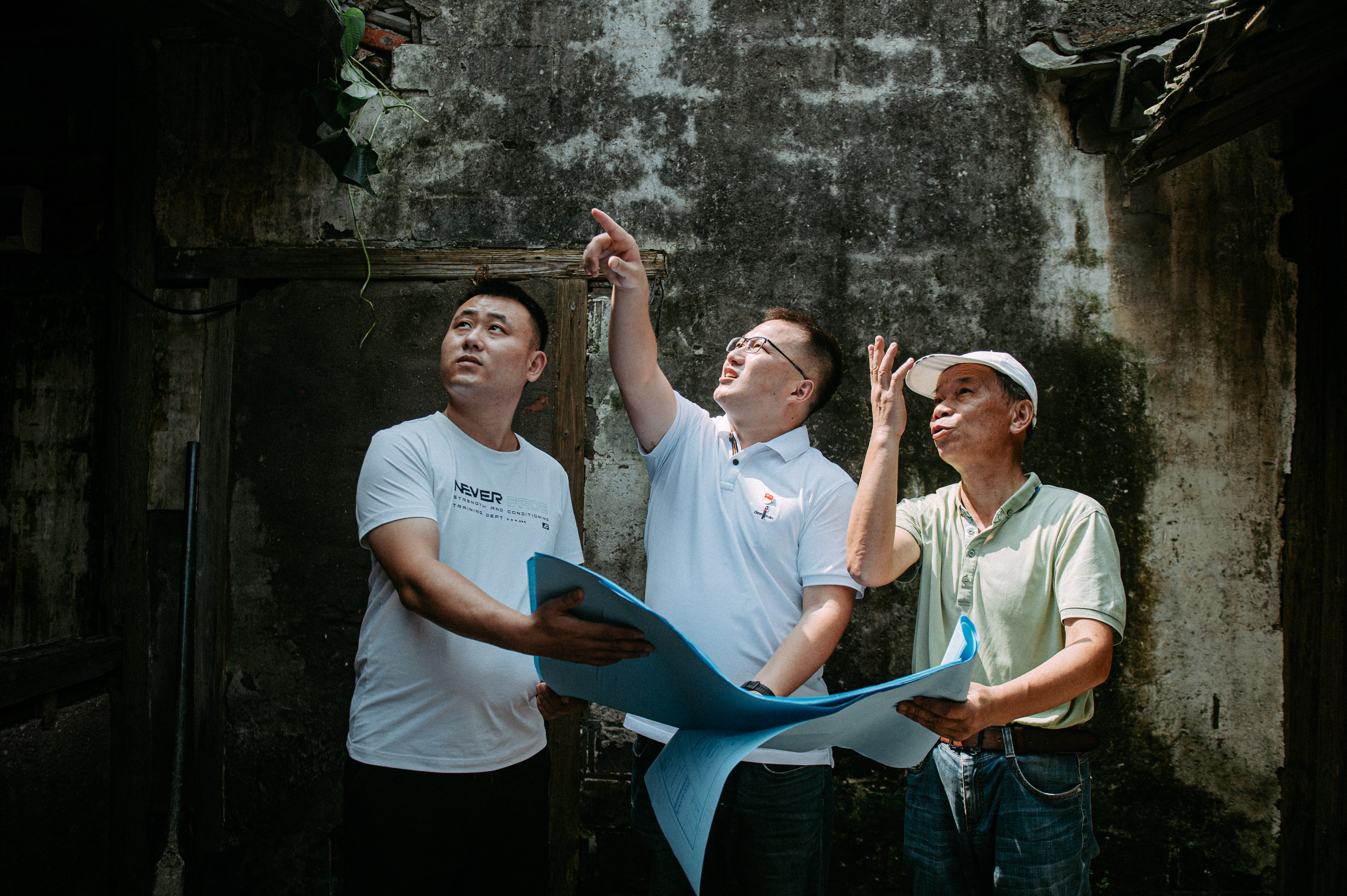 长假里的坚守白衣天使,长假坚守岗位的句子