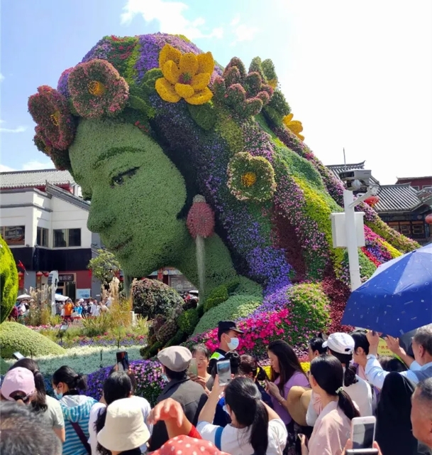 排队打卡吃饭,这才是云南最值得打卡的地方