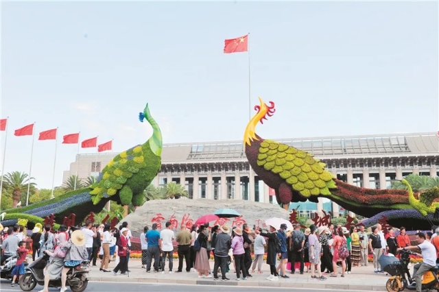 排队打卡吃饭,这才是云南最值得打卡的地方