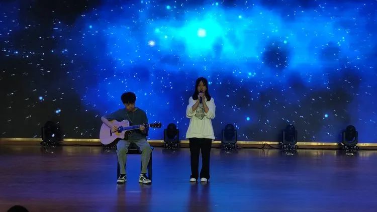 共青城市中学,共青城市中学国庆晚会2020