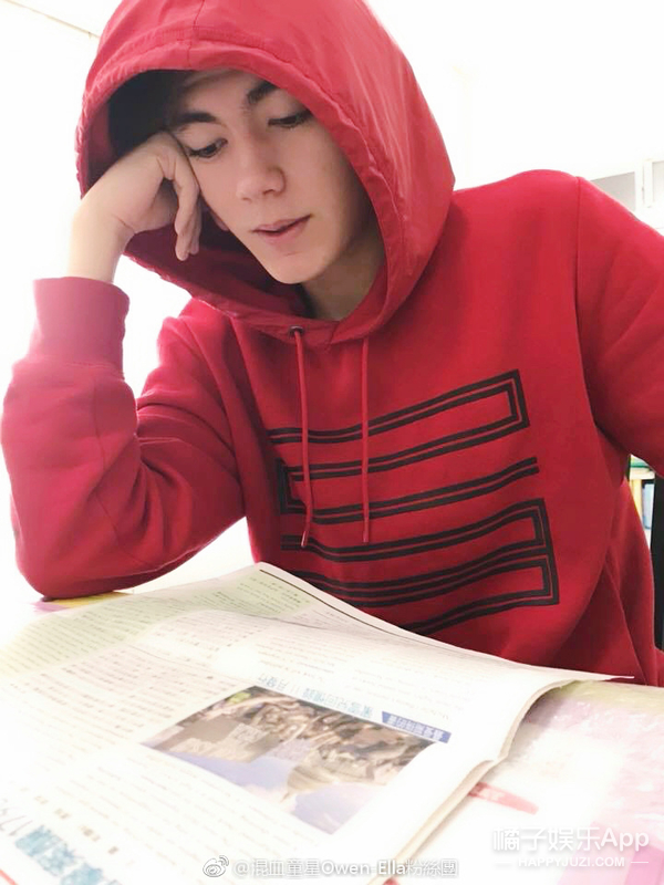 爱上查美乐韩以烈现状,爱上查美乐以烈美乐相差几岁