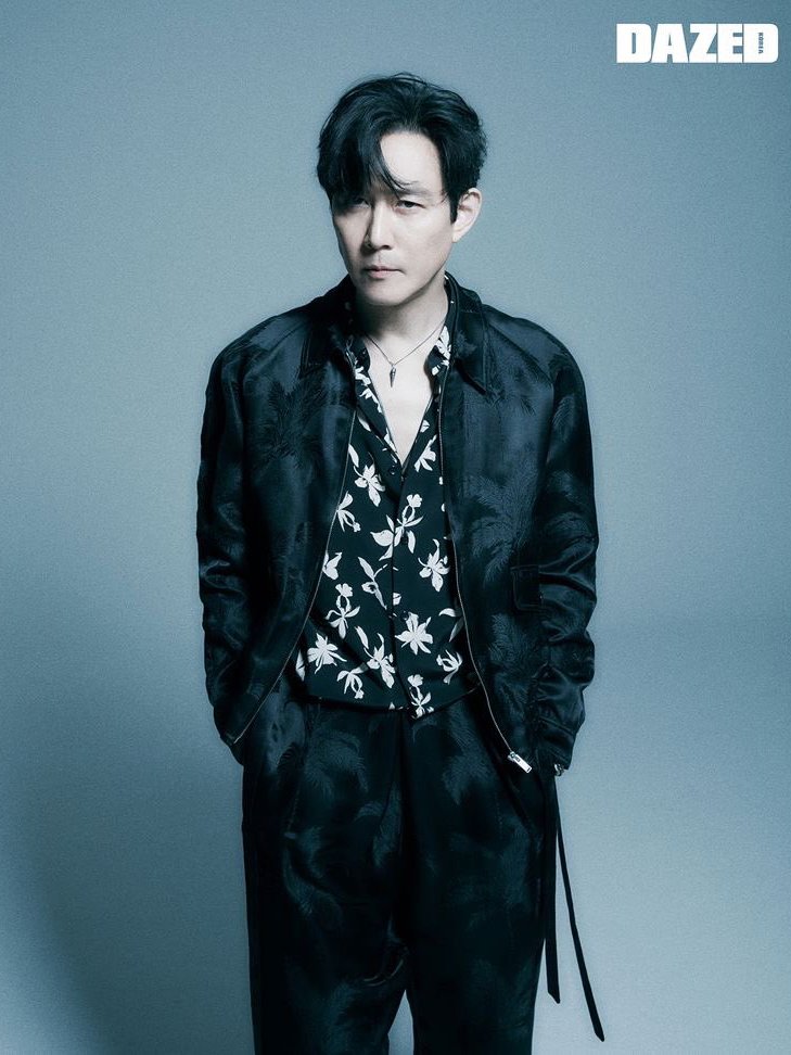 韩剧《鱿鱼游戏》奇勋的华丽过去？来看90年代20岁的李政宰颜值