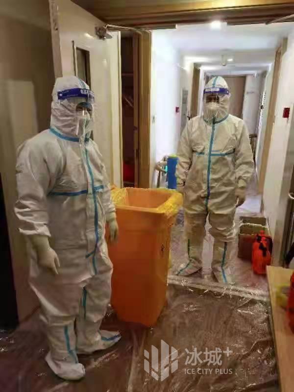 代购、话疗……他是隔离人员最熟悉的陌生人