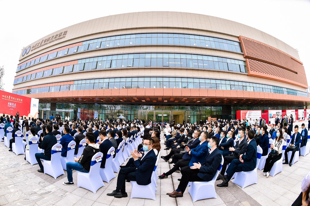 华西医院李为民最近视频,华西医院院长李为民电话