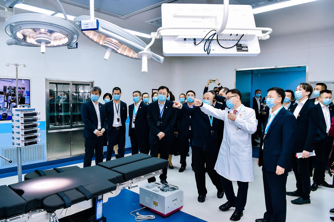 华西医院李为民最近视频,华西医院院长李为民电话