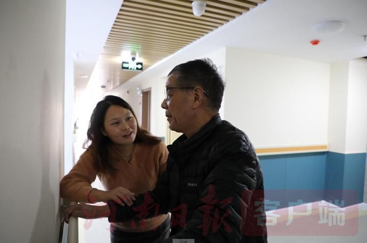 爱心传递情暖重阳完整版,情暖重阳共叙情怀