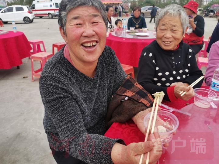 爱心传递情暖重阳完整版,情暖重阳共叙情怀