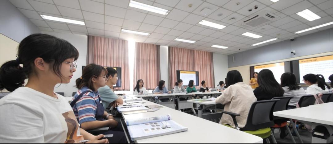 华中科技大学中文系,华中科技大学人文学院