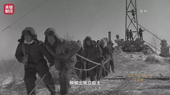 《红色财经·信物百年》第八十集丨揭秘“铁人”王进喜的笔记本!苦战三年,把中国“贫油”的帽子甩进太平洋