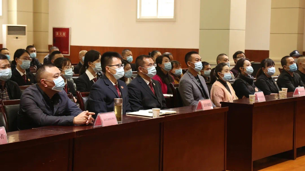 一火锅店用地沟油被判赔,火锅店使用地沟油判多少年