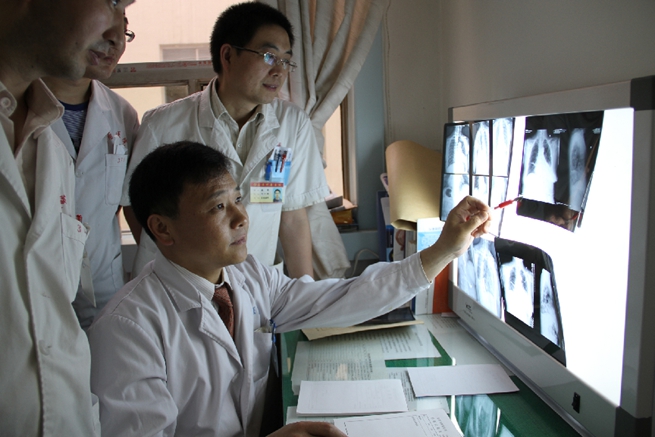 洹泉涌流·聚才兴安｜安阳市肿瘤医院副院长、主任医师李保中：“在治病救人的道路上前行”