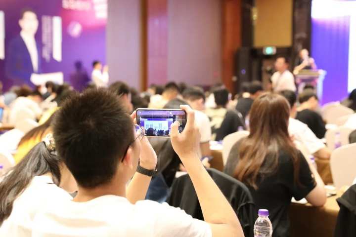 杭州国际学校高中部排名,杭城25所热门国际学校学费盘点