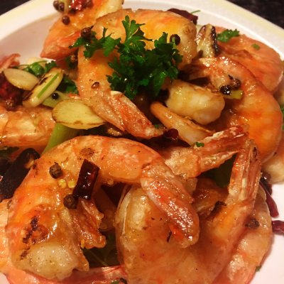 香辣虾辣不辣,香辣虾一荤一素