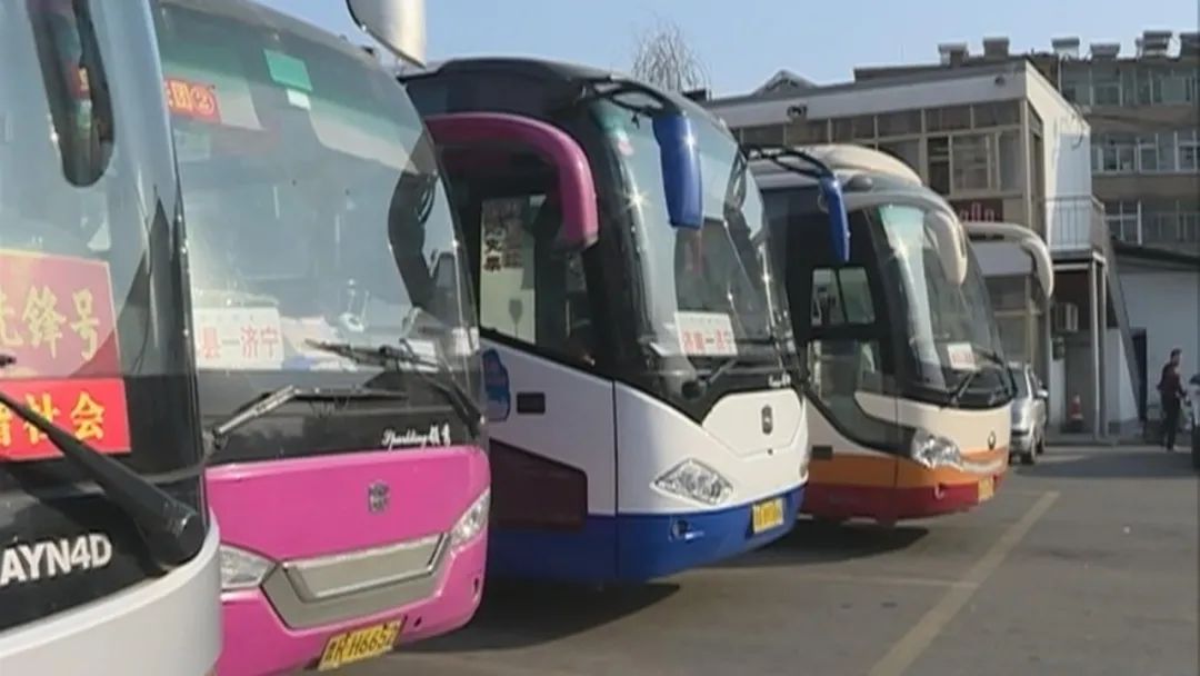 澳大利亚男孩回中国寻找亲生父母,华裔寻找亲生父母