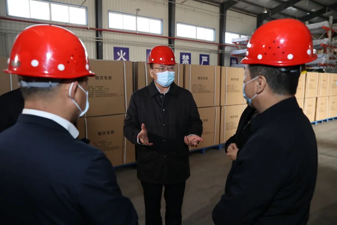 包钢在明查暗访我市疫情防控工作时强调强化责任担当杜绝麻痹思想科学精准防治齐心协力严防疫情扩散蔓延