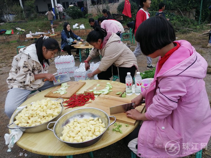 靖外明德小学创新模式,宣威市靖外明德小学教学质量