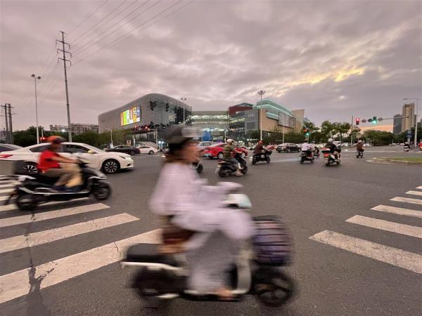 雅迪电动车和立马电动车比较,雅迪绿源新日小牛爱玛台铃哪个好