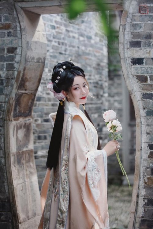 《续诗评》浅析,十一：什么是结响？写诗在音韵上如何和谐？