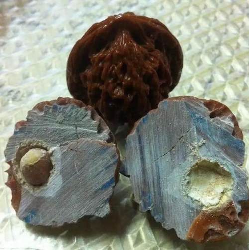 塑料做的文玩是真的吗,文玩白塑料如何辨别真假