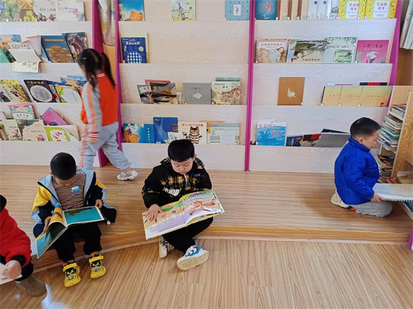 自主皆精彩,混出真乐趣——雨城一幼中大街园区混龄走班活动开始啦