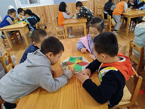 自主皆精彩,混出真乐趣——雨城一幼中大街园区混龄走班活动开始啦