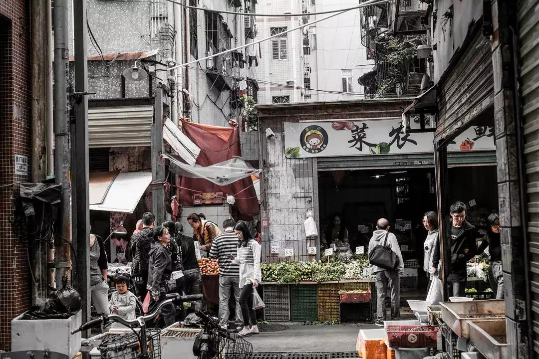 白石洲城中,白石洲的海边