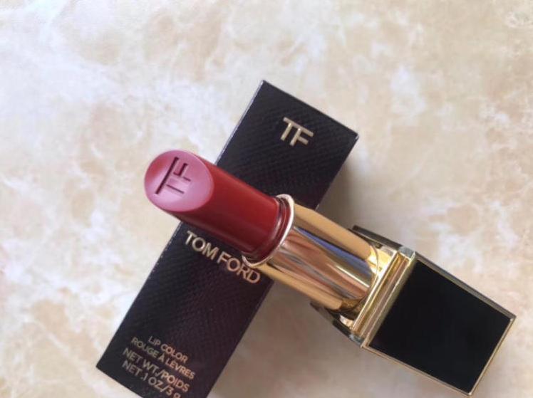 20-25岁女生生日礼物排行榜,今年最火的送女生生日礼物排行榜