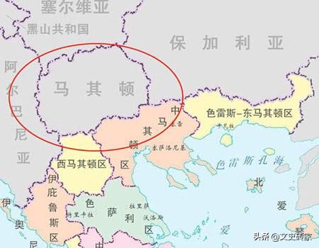 因邻国抗议被迫改名的欧洲国家，曾是世界强国，如今地位一落千丈