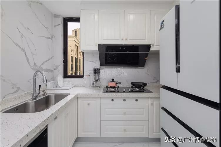 轻奢简欧复式风格装修效果图,220平意式轻奢装修