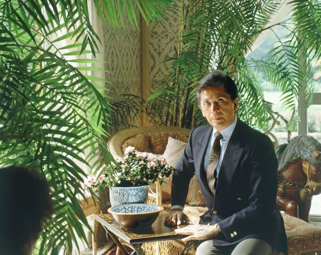 意大利品牌华伦天奴,华伦天奴首席设计师