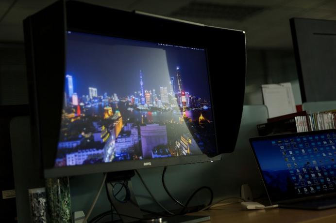 明基sw240专业摄影绘图色准显示器,明基专业显示器sw2700和240区别